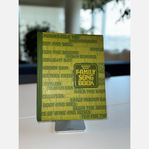 Vintage 1970 Reader’s Digest Family Songbook – perfect gift for singalongs! - Picture 1 of 6